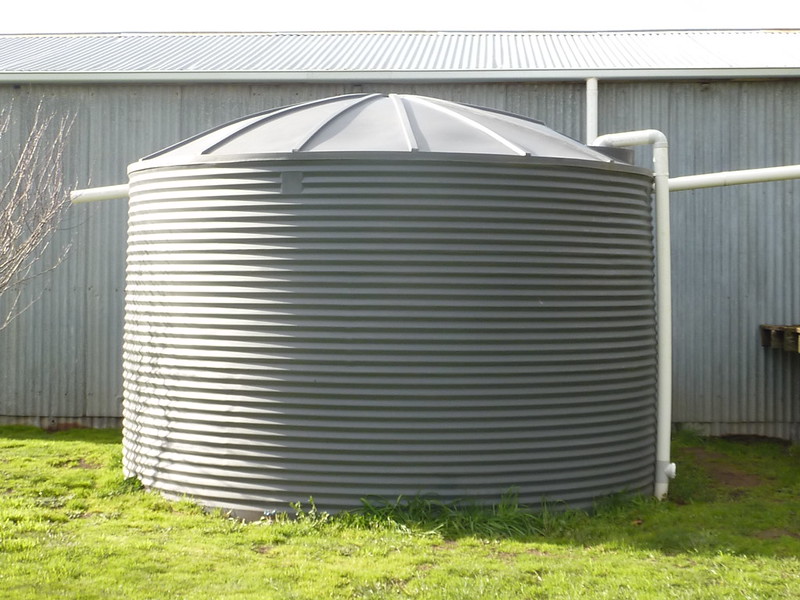 water storage tank